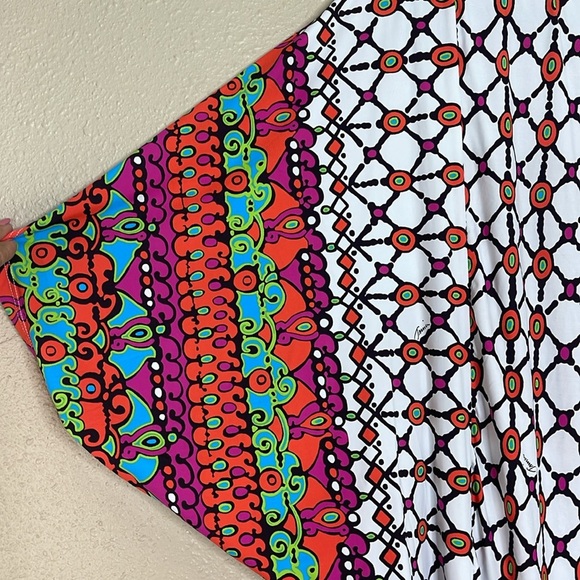 Trina Turke Women’s Venice Beach Tunic Cover Up in White Sz S Geometric Print - Picture 9 of 11